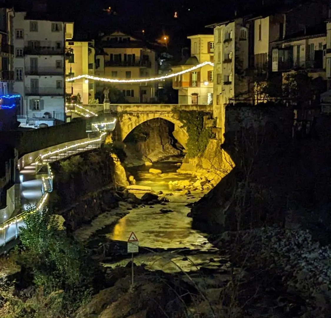 Casa Vacanze Sweetland Chiavenna 0*,  Ιταλία